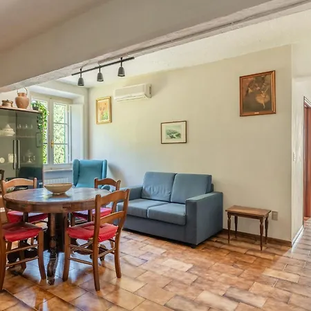 Nardini House *
